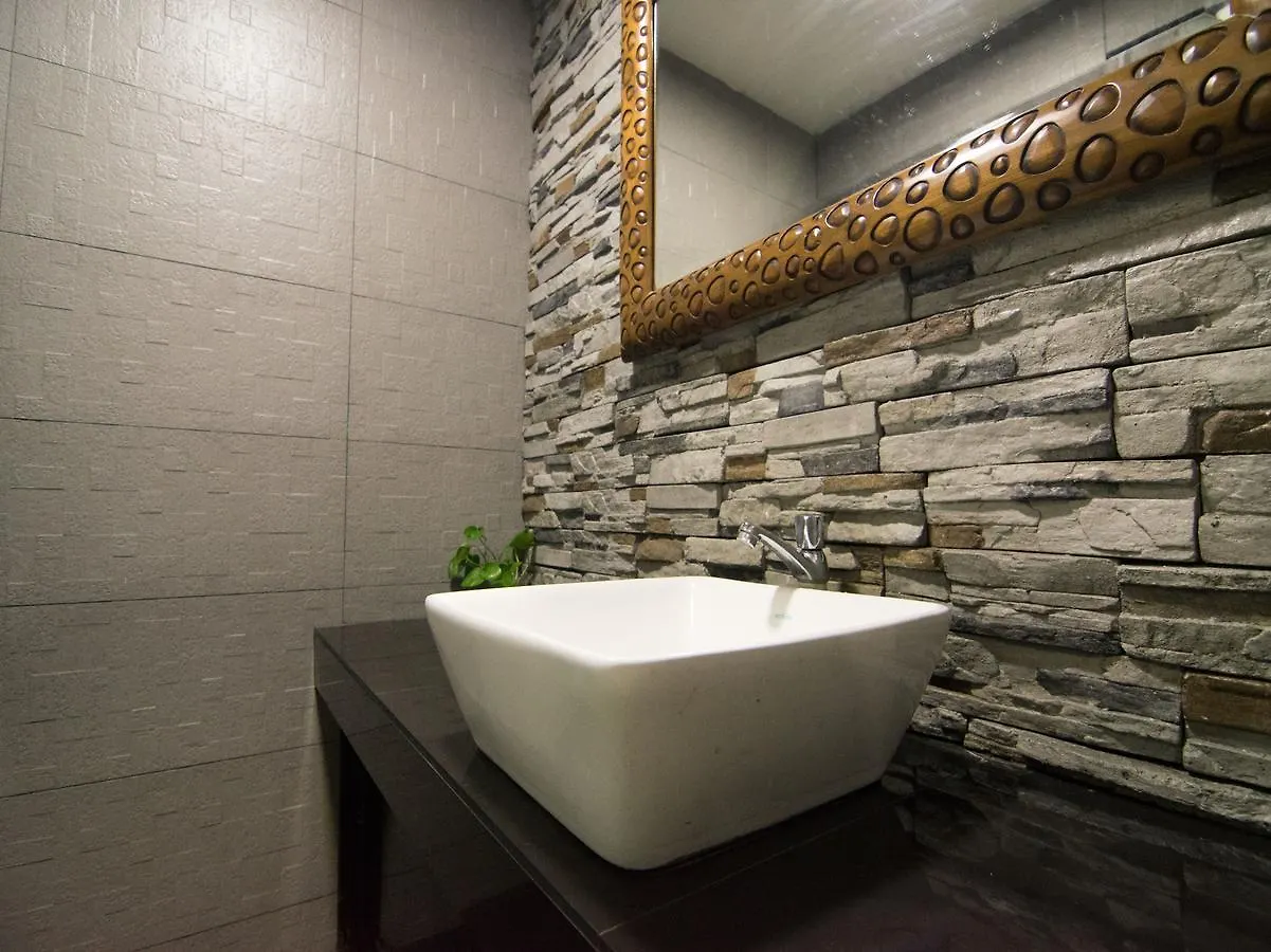 Oyo 103 V'La Garden Hotel Kuala Lumpur