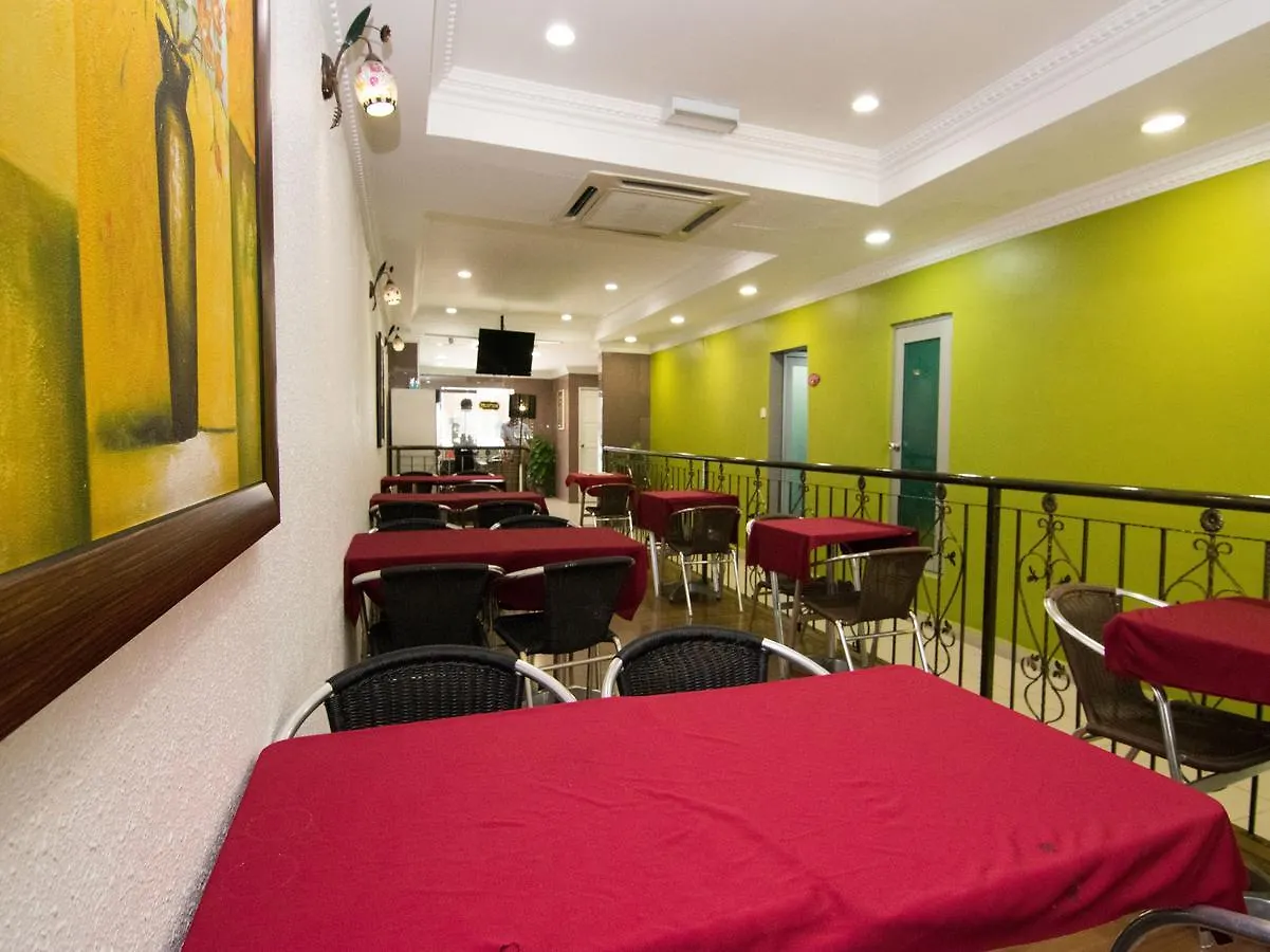 Oyo 103 V\'La Garden Hotel contacts