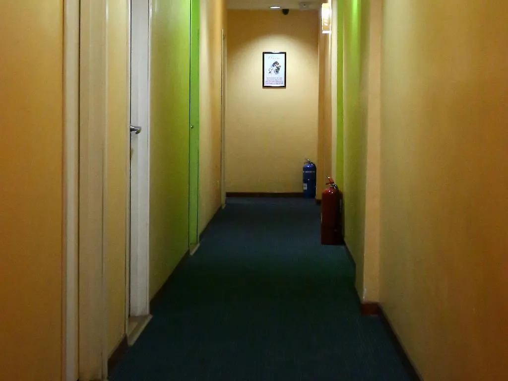 Oyo 103 V'La Garden Hotel Kuala Lumpur